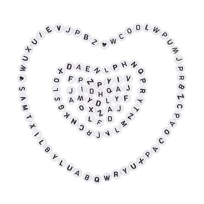 Perles en émail acrylique blanc de style pcs, trou horizontal, plat rond avec lettre et coeur noirs