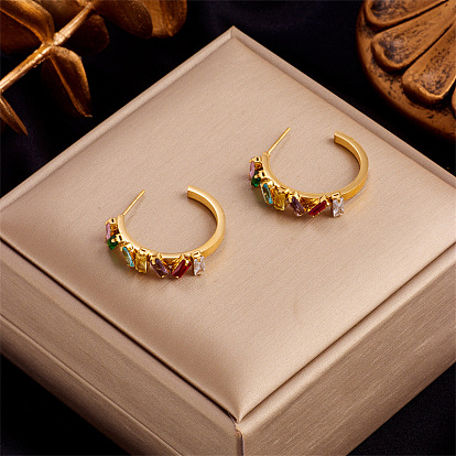 Boucles d'oreilles colorées en forme de C en cristal carré vintage pour un look tendance et unique.