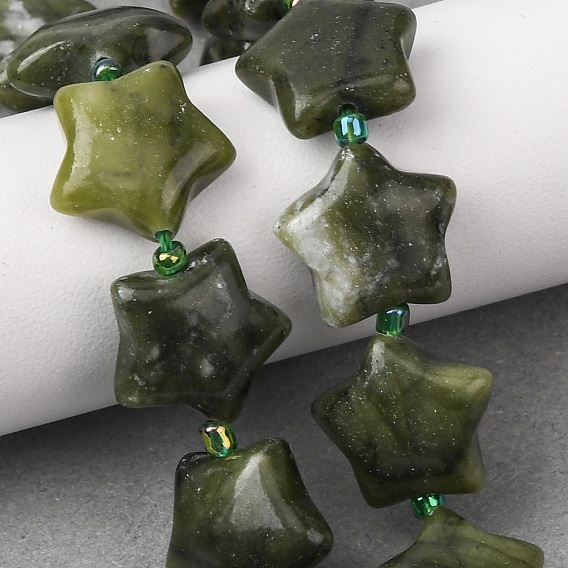 Природного зеленого нефрита нитей бисера, звезда, с бисером