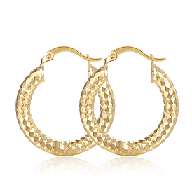 Серьги-кольца с текстурой латуни