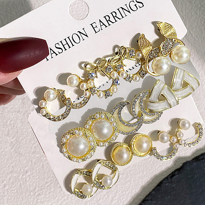 Fashionable Bow Fish Tail Pearl Moon Earrings Set - Elegant and Stylish