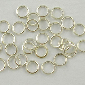 Anillos redondos de bronce, anillos de salto soldados, Anillos de salto cerrado, sin níquel, 22 calibre, 5x0.6 mm, 11000 unidades / 500 g