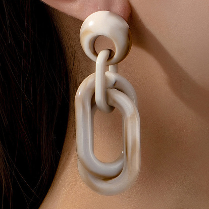 Серьги-гвоздики с подвесками из смолы, имитирующей ракушки., овальные