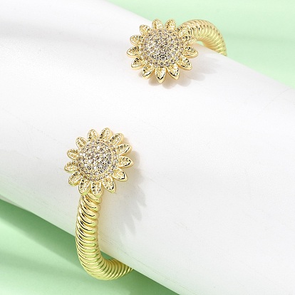 Bracelets manchettes ouvertes en laiton sertis de micro-pavés de zirconiums cubiques transparents en forme de tournesol pour femmes, plaqué longue durée, sans cadmium et sans plomb, crémaillère plaquage