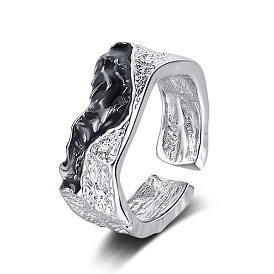Unique Lava Texture Ring for Women with Dual-tone Design and Versatile Style