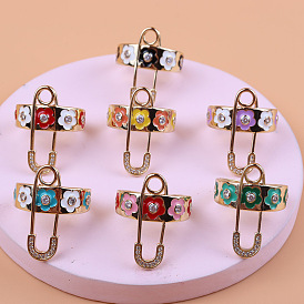 Flower Oil Drop Ring with Rhinestone - Unique Copper Brooch Pin for Women's Fashion Jewelry
