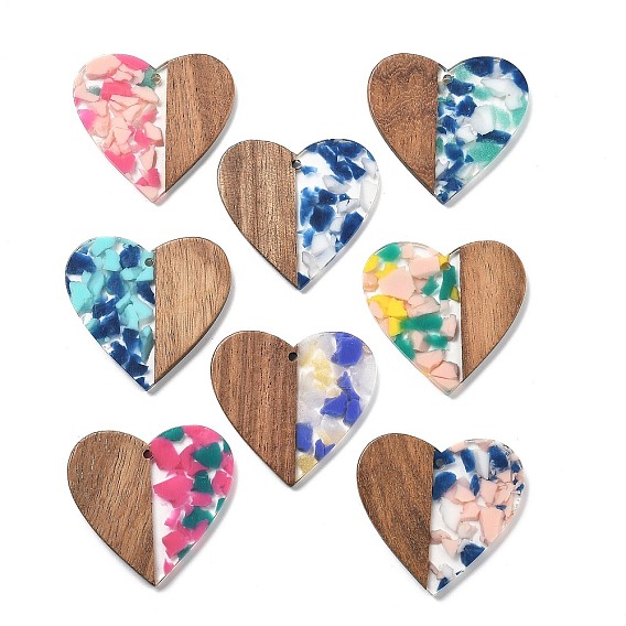 Подвески из смолы и ореха, сердце