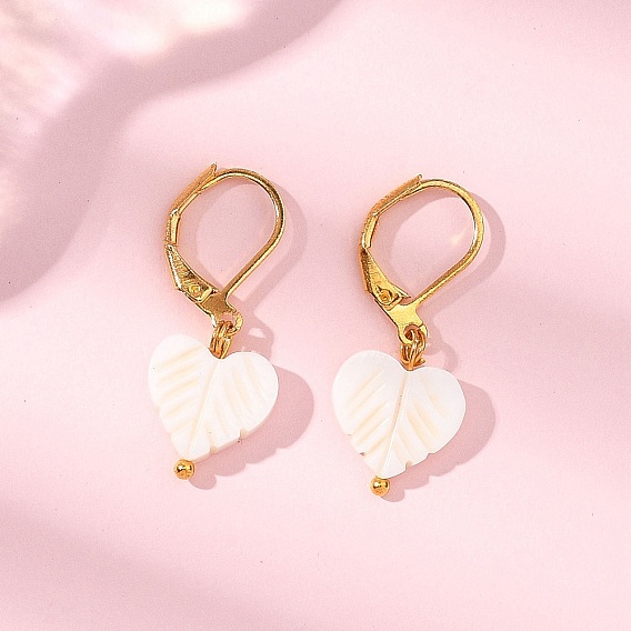 Серьги-кольца в форме сердца из натуральной морской ракушки, с фурнитурой латунной для серег