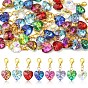 40 piezas 8 colores decoraciones colgantes de cristal con forma de corazón, con broches de langosta de la aleación de la garra