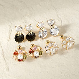 Летние женские серьги-гвоздики из меди и циркония в деревенском стиле