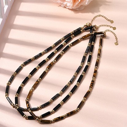 Колье из бусин из натурального камня и синтетического немагнитного гематита в форме колонн с цепочками из нержавеющей стали., золотые