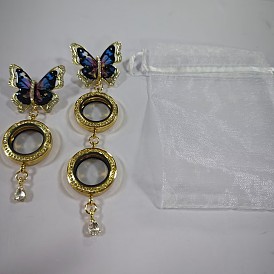 2 piezas de broches de resina de aleación, mariposa, con colgantes de relicario de cristal de aleación y bolsitas de organza