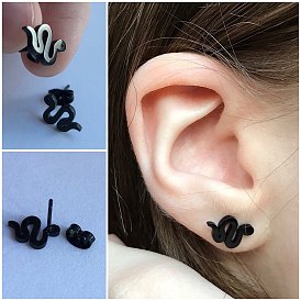 Fashionable and Minimalistic Animal Ear Bone Studs - Curved Snake Earrings