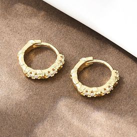 Серьги-кольца из латуни с микропаве из прозрачных кубических цирконий