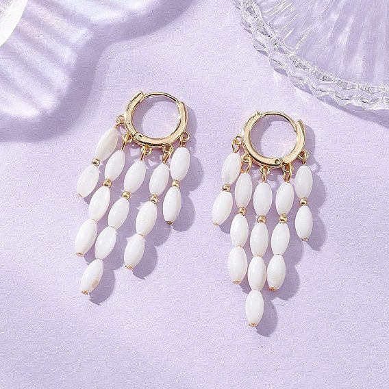 Латунь люстра серьги, с кисточкой из овальных бусин из окрашенной натуральной ракушки