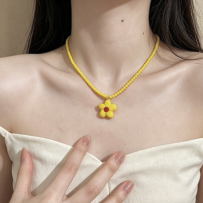 Colliers d'été pour femmes avec pendentif fleur en acrylique et perles