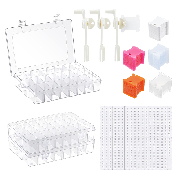 Набор пластиковых ручных устройств для намотки шпулек ниток и досок для намотки ниток., с самоклеящимися бумажными наклейками и регулируемыми пластиковыми разделителями, а также ящиками для хранения.