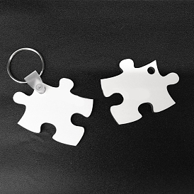 Porte-clés en mdf vierge double face par sublimation, avec pendentifs en bois dur en forme de puzzle et porte-clés fendus en fer
