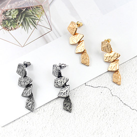 Bohemian Metal Asymmetrical Polygon Earrings with Creative Design and Exaggerated Personality.