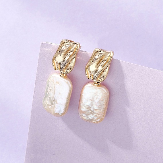 Прямоугольные серьги-гвоздики с натуральным жемчугом кеши., с фурнитурой для сережек из латуни и нержавеющей стали