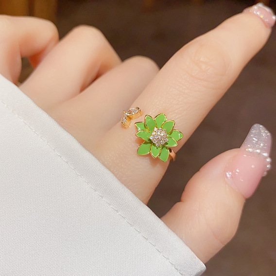 Модные латунные кольца-манжеты с микропаве из кубических цирконий и эмалью, цветок, особый интерес, для женщин
