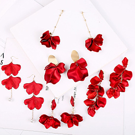 Rose Petal Tassel Earrings - Simple, Exaggerated, Elegant Floral Ear Drops.