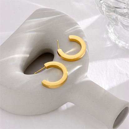 Minimalist Retro Metal C-shaped Titanium Steel Earrings with High-end Style