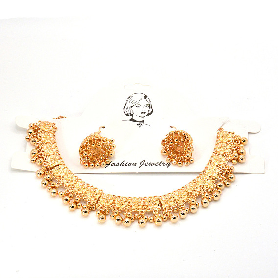 Комплекты из круглых бусин с кисточками и серег-гвоздиков из богемского сплава