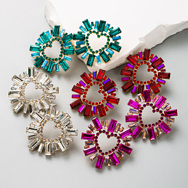 Chic and Elegant Alloy Rhinestone Sunflower Heart Earrings for Women with Full Diamond Decoration