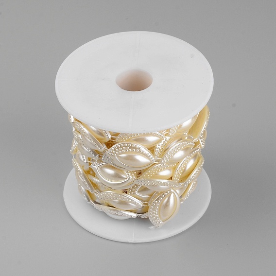 Perlenketten aus Kunststoffimitat, Träne