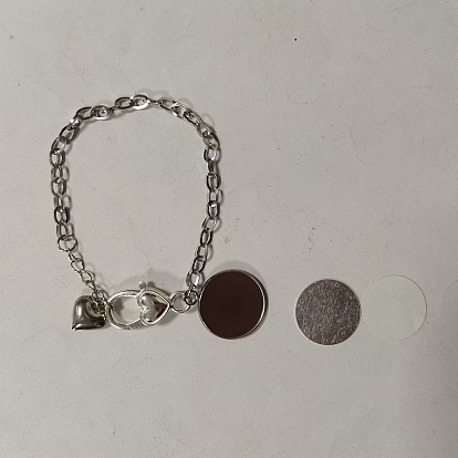 Sublimation blanc aluminium plat rond & 304 bracelet à breloques coeur en acier inoxydable avec chaînes en laiton pour femme
