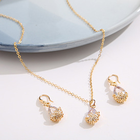 Retro Waterdrop Zircon Pendant Necklace and Crystal Earrings Set