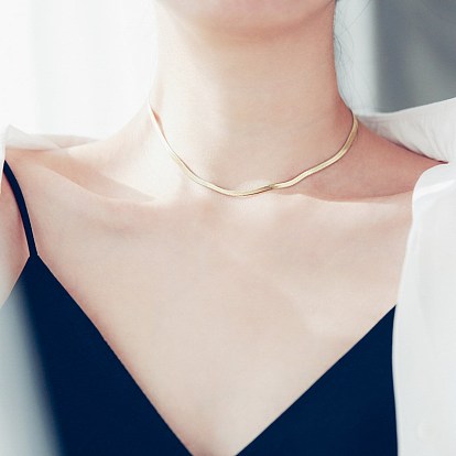 Snake Bone Choker Necklace - Minimalist, Trendy, Non-fading, Collarbone Chain.