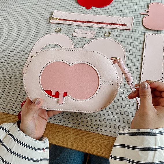 DIY-Set zur Herstellung einer Umhängetasche, inklusive Sticknadeln und Garn, Kunstlederstoffe