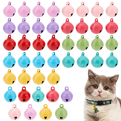 90 pièces 9 couleurs peinture cuite pendentifs cloche en laiton, ronde
