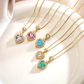 Double Heart Micro-set Diamond Gold Necklace for Women, Elegant and Luxurious Clavicle Chain