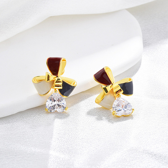 Серьги-гвоздики из латунного микро-паве, с эмалью, бантом