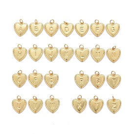 26 шт. 26 стили латунные инициальные подвески, подвески в виде сердца с буквами a~z и соединительными кольцами, долговечный, без свинца, без кадмии и без никеля, стойки покрытие