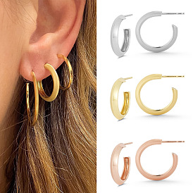 Minimalist Gold Circle Stud Earrings for a Chic Look