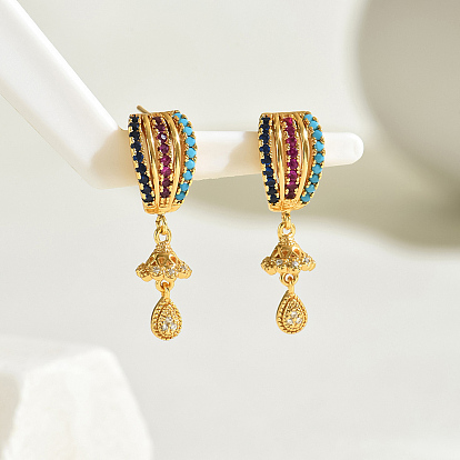 Серьги-гвоздики в форме капли из латуни с разноцветными кубическими цирконами