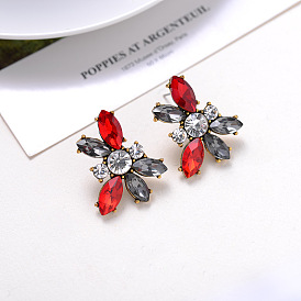 Chic Irregular Floral Earrings with Natural European Style and Trendy Vibe