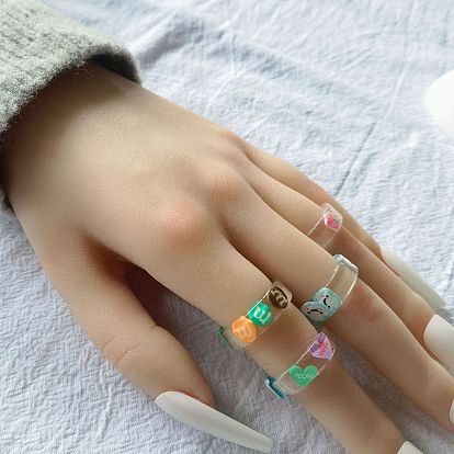 Прозрачные акриловые кольца на палец