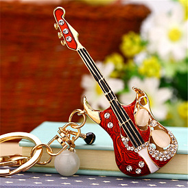 Sparkling Rhinestone Guitar Keychain for Women - Creative Car Bag Pendant Gift