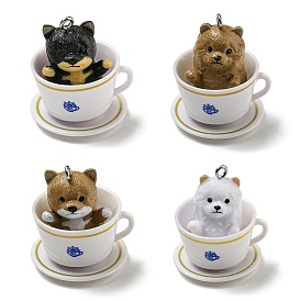 Pendentifs chiot en résine opaque, Charms chien mignon dans une tasse de thé, avec boucles en fer couleur platine