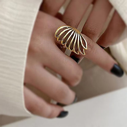 Brass Finger Rings for Women, Hollow Feather Wing