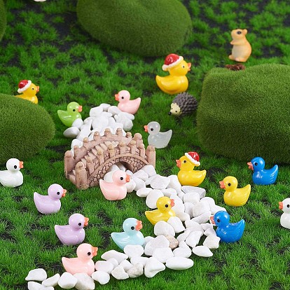 80 Pcs 8 Colors Luminous Mini Ducks, Yellow and White Tiny Ducks, Christmas Hat Resin Duck, Mini Resin Animal for Fairy Garden, Miniature Landscape, Tabletop, Cake, Potted Plants Decor