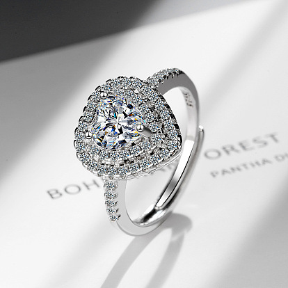 Fashionable Zircon Ring with Unique Design - Stylish and Elegant Jewelry
