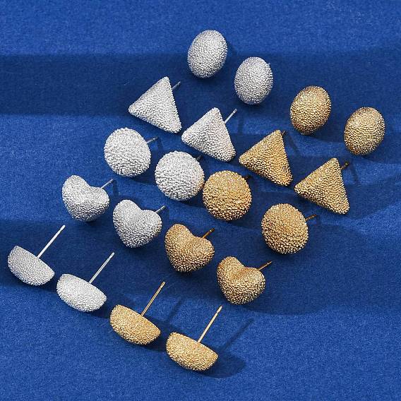 Серьги-гвоздики с текстурированной латунью, без никеля 