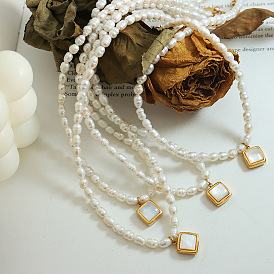 Baroque Pearl Pendant Necklace for Women, Elegant and Chic Jewelry Piece