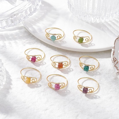 Кольца из натурального турмалина, с медной проволокой, золотой свет